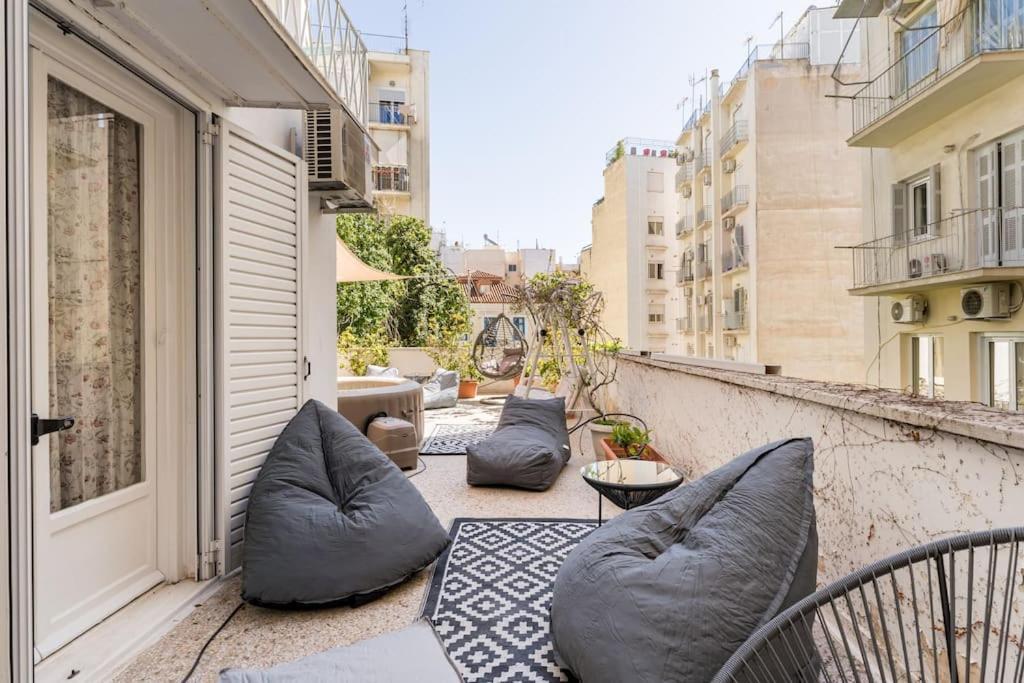 Amazing 3Bdr Apt With Unique Roof Garden In Plaka เอเธนส์ ภายนอก รูปภาพ