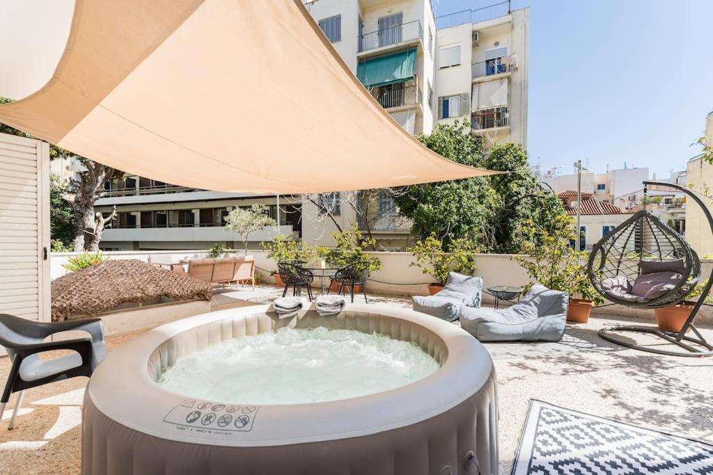 Amazing 3Bdr Apt With Unique Roof Garden In Plaka เอเธนส์ ภายนอก รูปภาพ