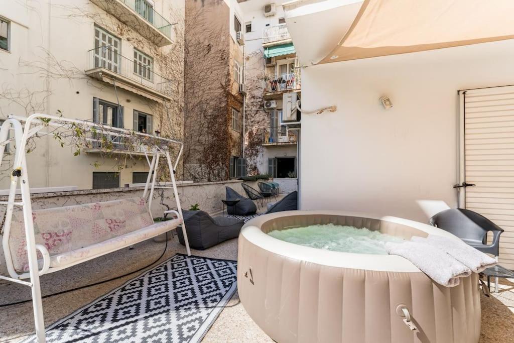Amazing 3Bdr Apt With Unique Roof Garden In Plaka เอเธนส์ ภายนอก รูปภาพ